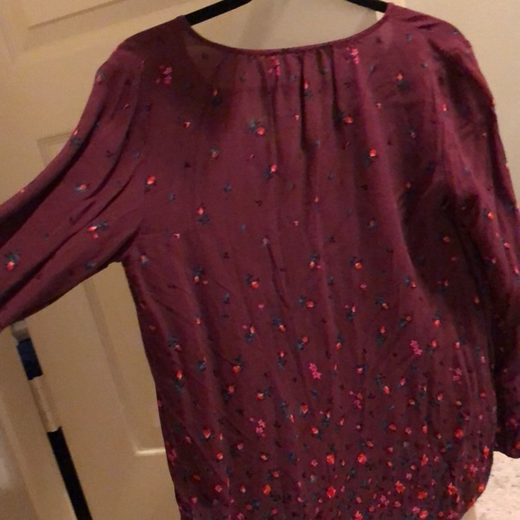 Maroon floral blouse - Picture 2 of 4